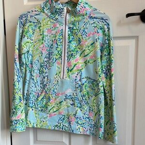 Lilly Pulitzer Small Half-Zip Pullover Sweatshirt in Light Blue Floral Print